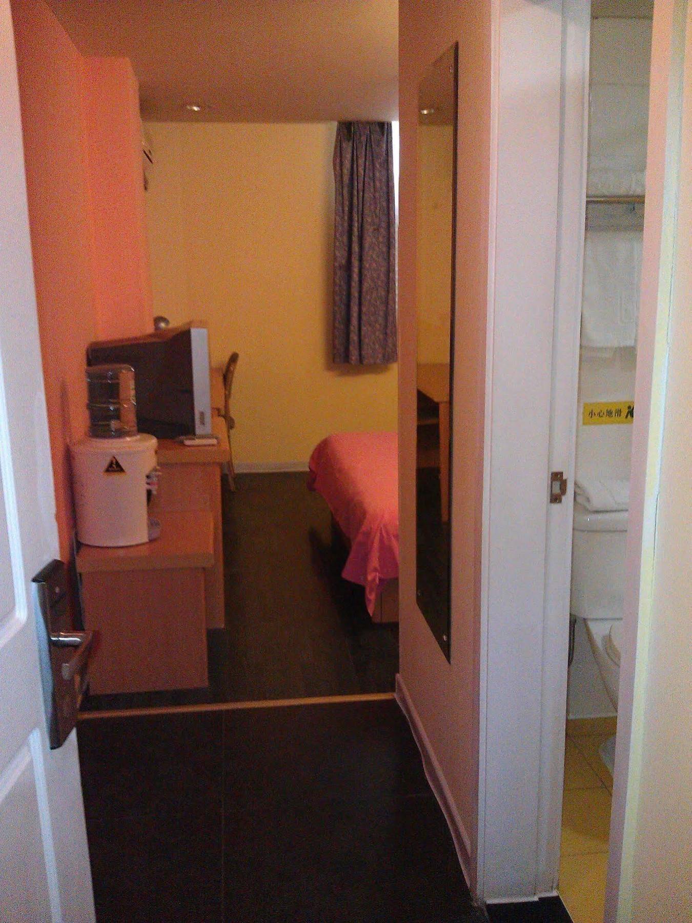 Home Inn Cantón Exterior foto